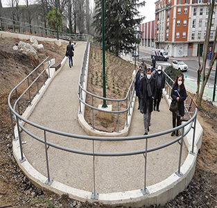normativa rampa acceso al portal